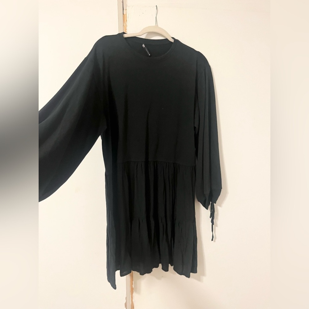 Zara forest green dress. Fits size S-M. Worn once